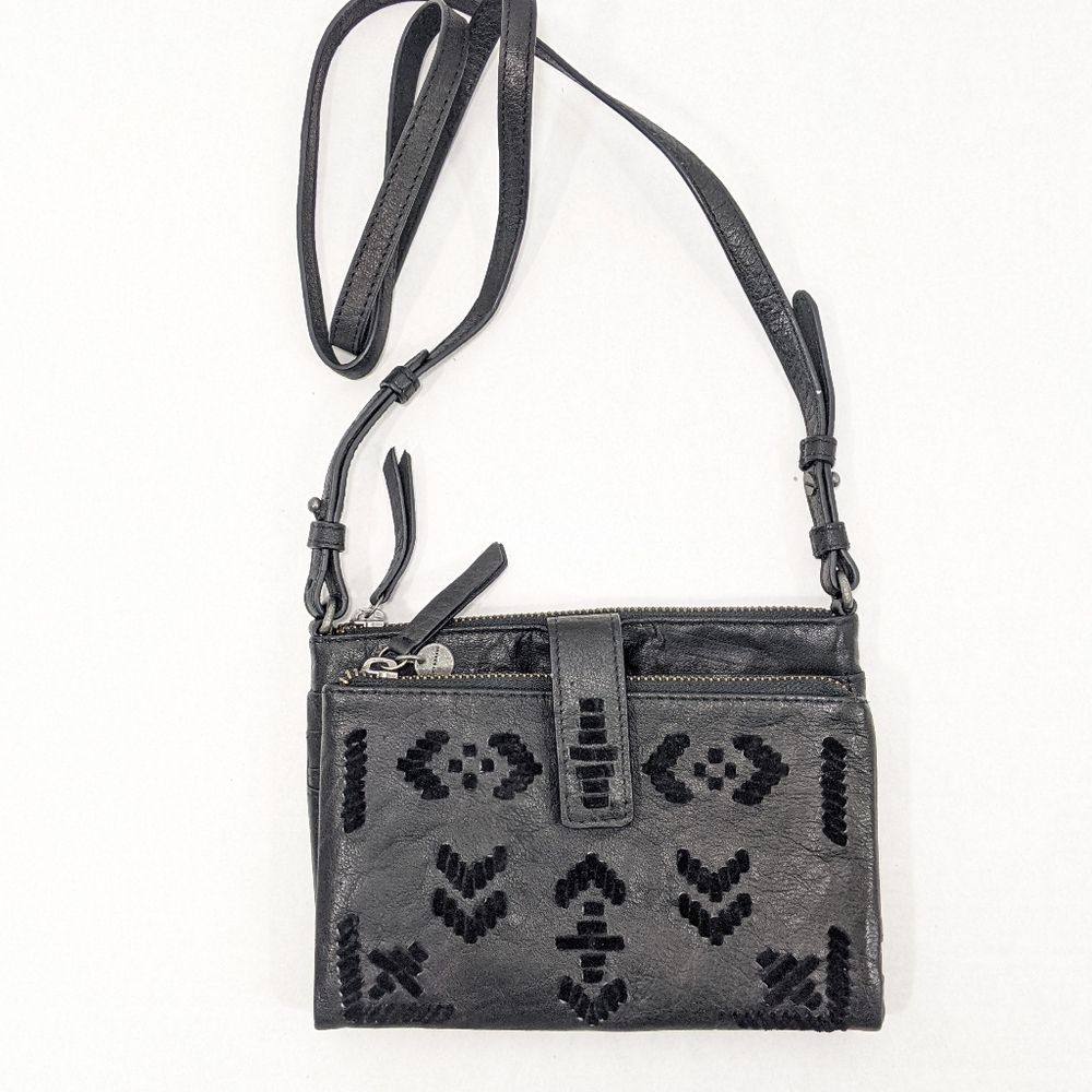 LUCKY BRAND Rela Crossbody Wallet Purse Black Leather Suede Adjustable